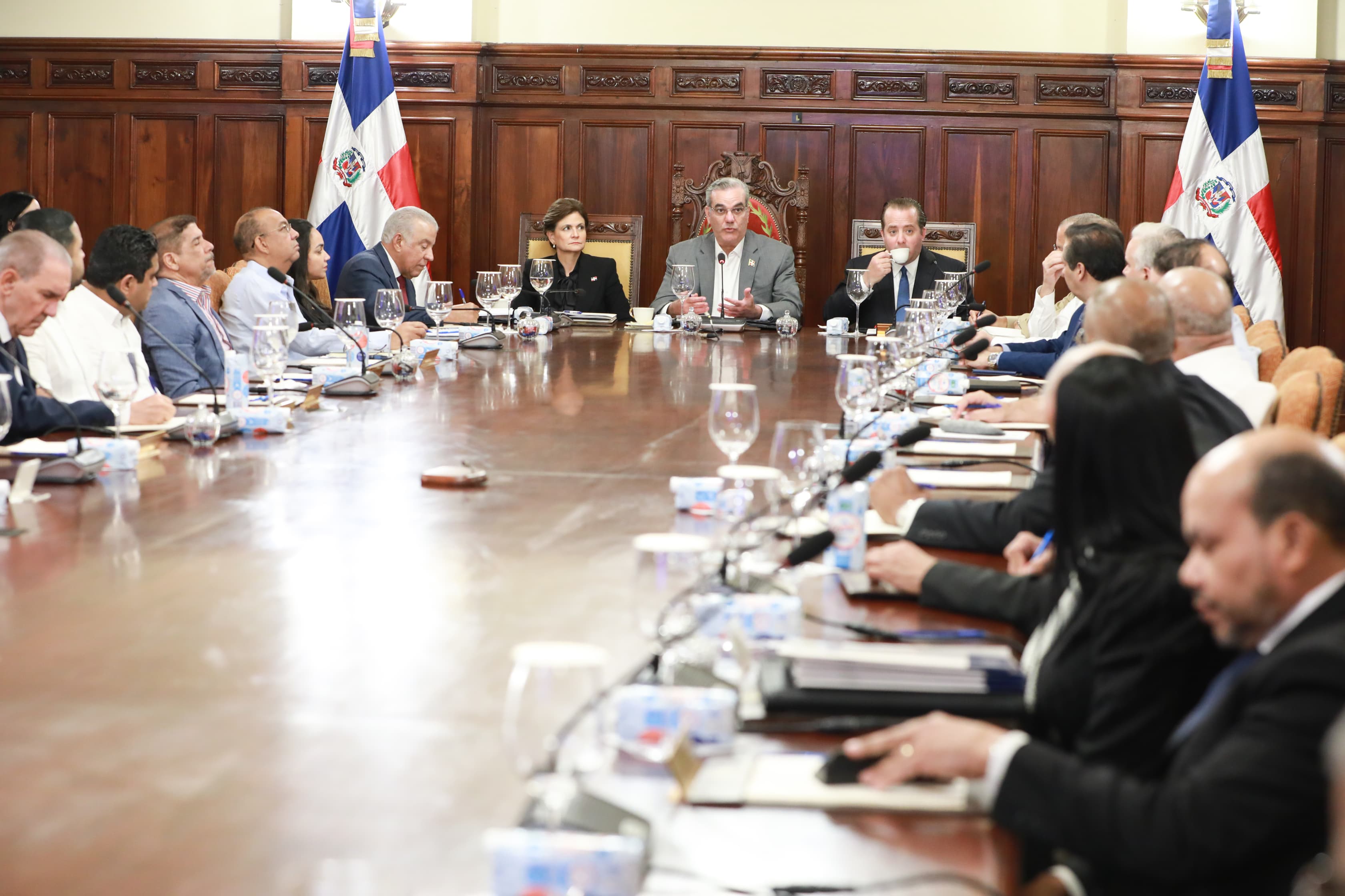 El Gobierno RD revisa diez metas prioritarias en Consejo Ministros imagen