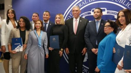 NUEVA YORK: Dominicana recibe Premio de la Juventud