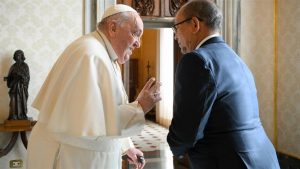 Papa Francisco recibió al presidente de transición de Haití