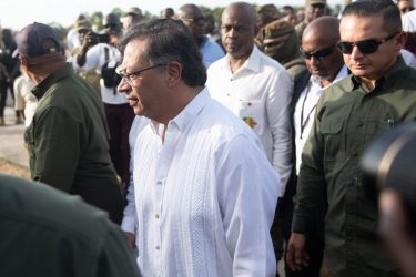 Presidente colombiano Gustavo Petro llegó a zona sur de Haití