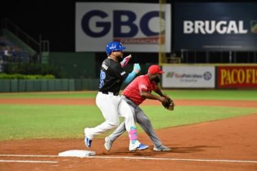 Licey vence a los Leones en un maratónico partido de la final