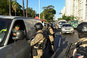 Régimen de Maduro militariza calles previo a marcha opositora