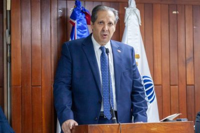 Salud anuncia el nombramiento   fijo de más de mil enfermeras