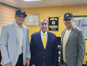 Águilas designan a Francisco y Guzmán sus nuevos ejecutivos