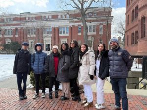 Dominicanas triunfan en Torneo  Debate Secundaria de Harvard