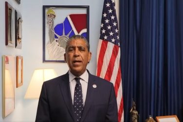 NY: Adriano Espaillat llama a la unidad en políticas migratorias