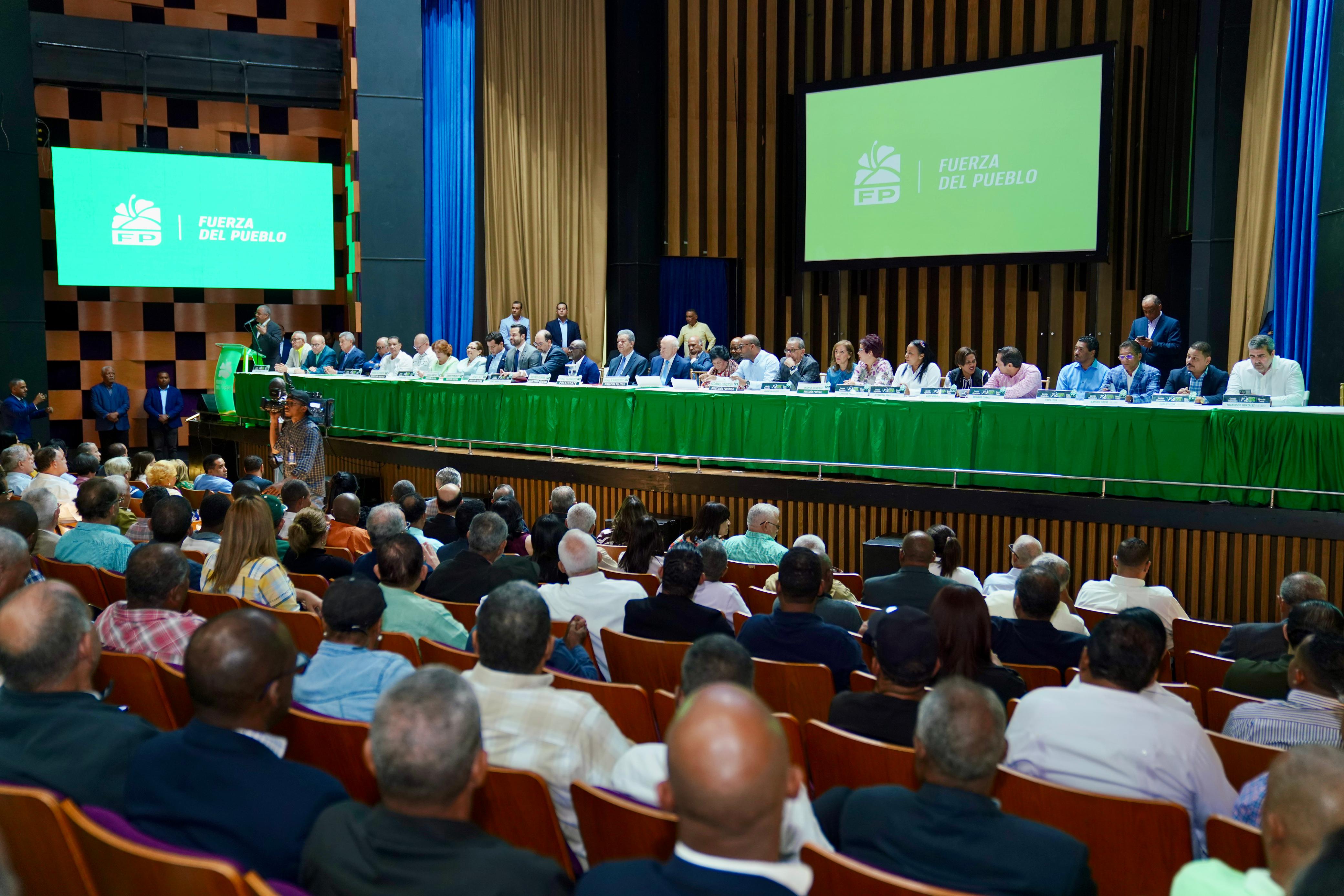 Fuerza del Pueblo realizó a casa llena asamblea dirigentes DN imagen