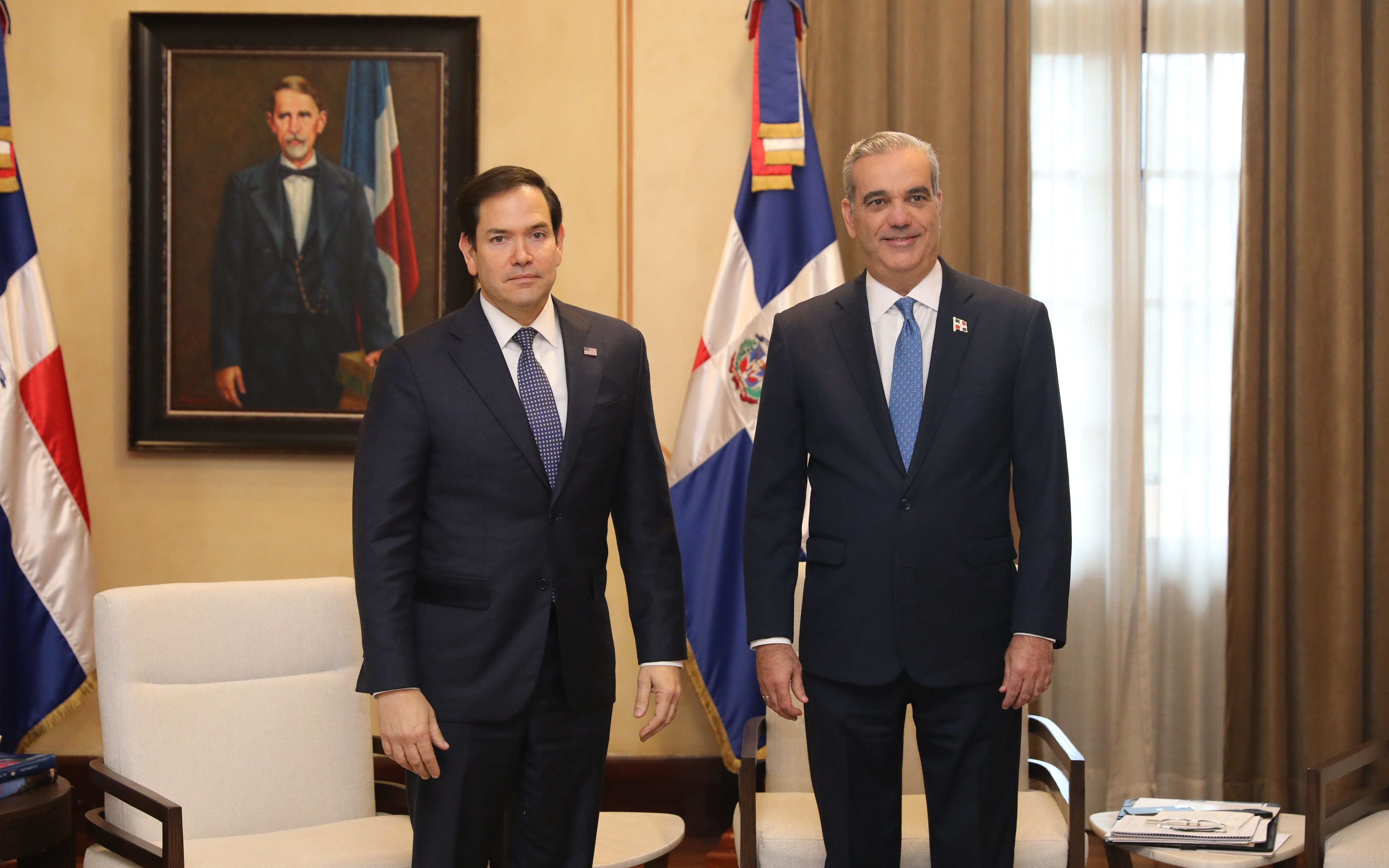 Secretario EEUU felicita a la RD por aniversario independencia imagen