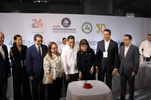 Vicepresidenta da apertura a la Copa Independencia de Boxeo