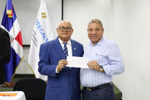 Gobierno dominicano paga a productores deudas del Inespre