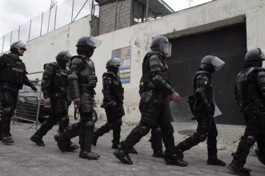 ECUADOR: Matan 7 hombres en disputa entre bandas de narcos