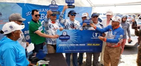 Dominicanos se destacan en torneo de pesca Sabana Yegua Dominicanos se destacan en torneo de pesca Sabana Yegua