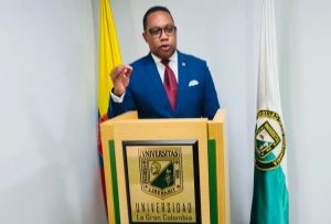 COLOMBIA: Coronel dominicano Ysaias Tamarez dicta conferencia