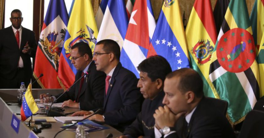 ALBA rechaza sanciones y las deportaciones que hace EEUU imagen