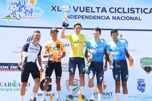 Colombiano Óscar Sevilla es el campeón Vuelta Independencia