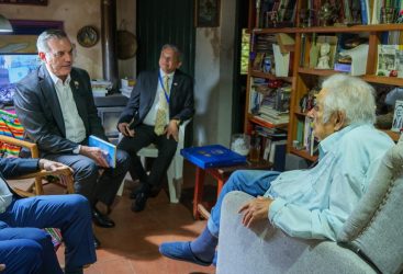 Presidente dominicano visitó al expresidente José-Pepe-Mujica