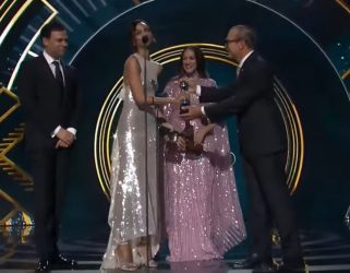 Entregan el Gran Soberano a la actriz dominicana Zoe Saldaña