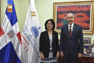 Mescyt dará becas a dominicanos residentes en Lawrence