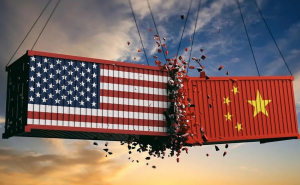 EEUU impondría un arancel de 245 % a los productos de China