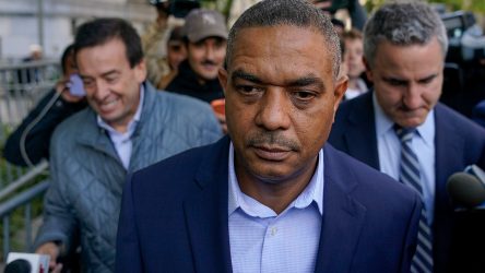 NY: Dominicano afirma haber sobornado a Bob Menéndez con un Mercedes-Benz