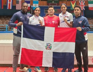Bádminton gana plata en el Abierto Internacional Giraldilla Bádminton gana plata en el Abierto Internacional Giraldilla