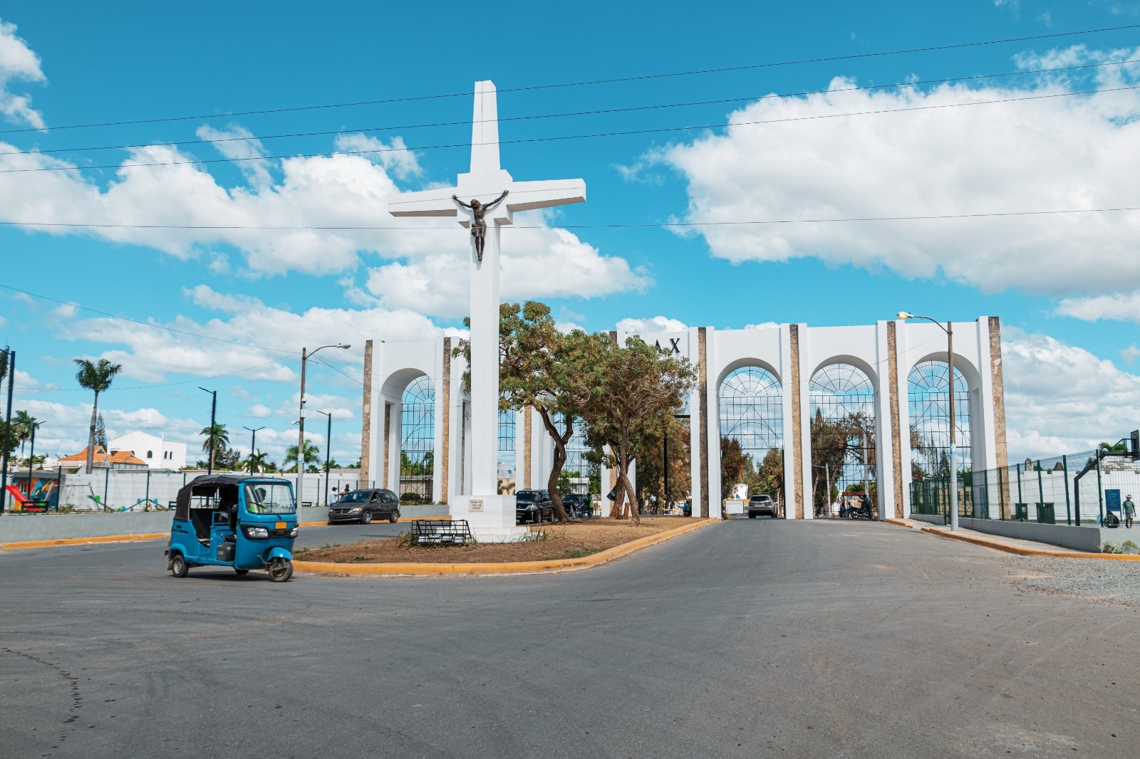 Alcaldía del Distrito habilita 150 nichos para muertos derrumbe imagen