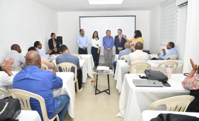 FP inicia formación electoral a su militancia con apoyo de JCE FP inicia formación electoral a su militancia con apoyo de JCE