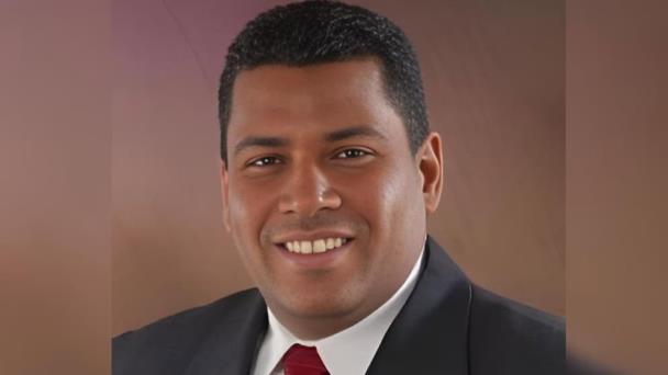 Muere Alexis Barrera 𝐂𝐨𝐫𝐩𝐨𝐫á𝐧, productor y comunicador de SD | AlMomento.net Muere Alexis Barrera 𝐂𝐨𝐫𝐩𝐨𝐫á𝐧, productor y comunicador de SD | AlMomento.net