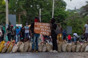 HAITI: Población toma calles en protesta por gran inseguridad HAITI: Población toma calles en protesta por gran inseguridad