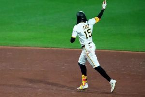 Pirates gana con el primer grand slam de Oneil Cruz