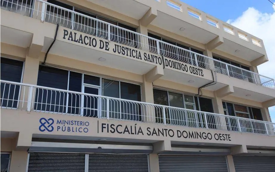 Condenan en SDO a siete por integrar red lavado de activos  | AlMomento.net