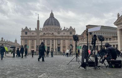 Claves del funeral de Francisco  y la elección del nuevo pontífice