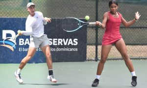 Troncoso, De La Cruz y Pérez a semifinales en Copa Ruiseñor