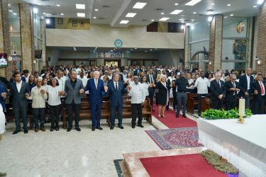 Fuerza del Pueblo se une en oración por víctimas Jet Set