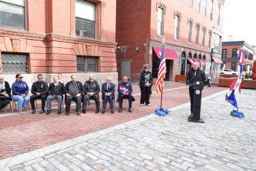 EU: Ministro MESCyT y alcalde Lawrence participan en vigilia por víctimas Jet Set EU: Ministro MESCyT y alcalde Lawrence participan en vigilia por víctimas Jet Set