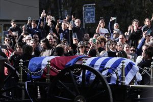 Uruguay despide a José ‘Pepe’ Mujica en un emotivo cortejo
