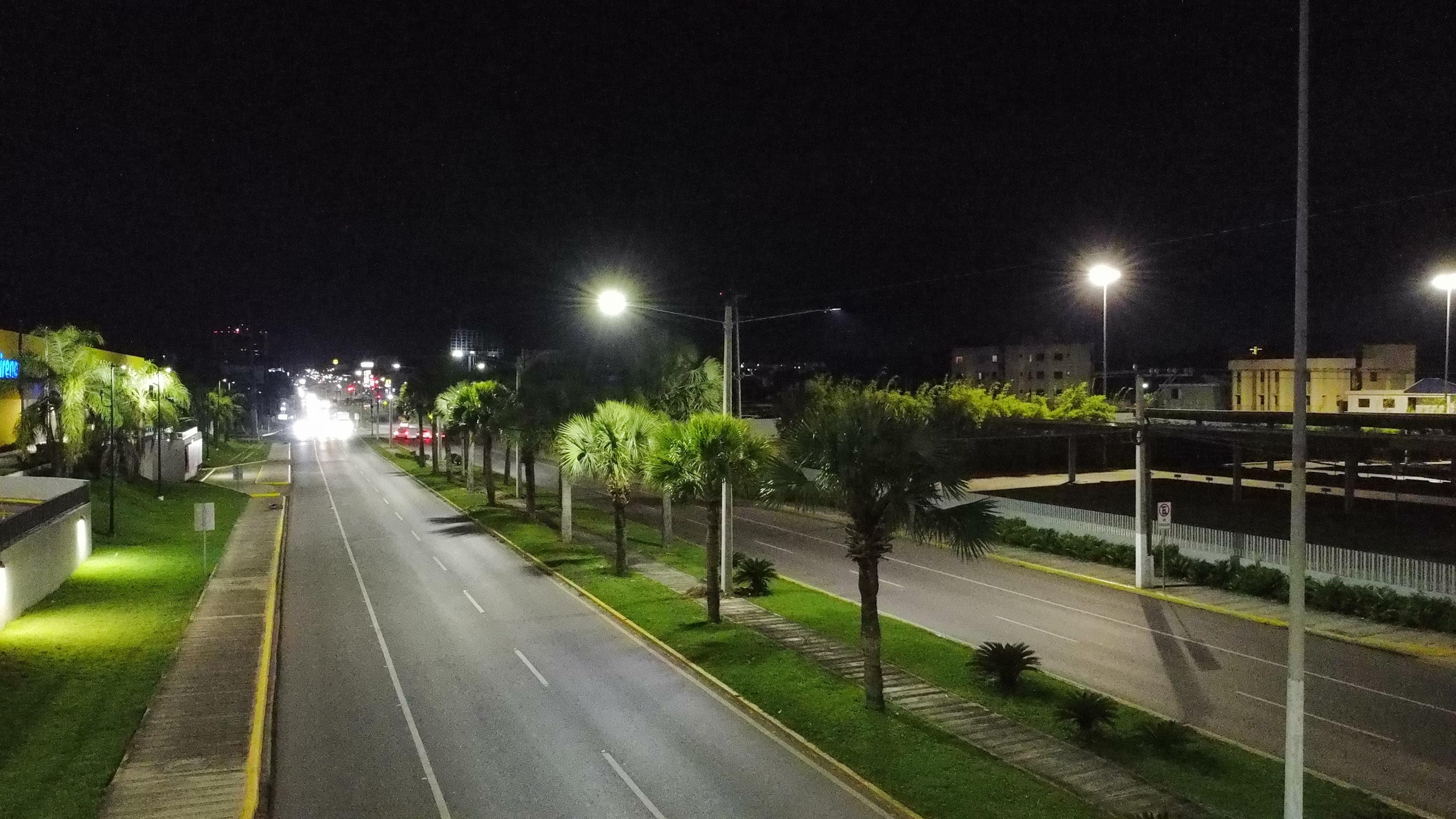 EDENORTE ilumina tramo calle Genaro Pérez-HOMS imagen
