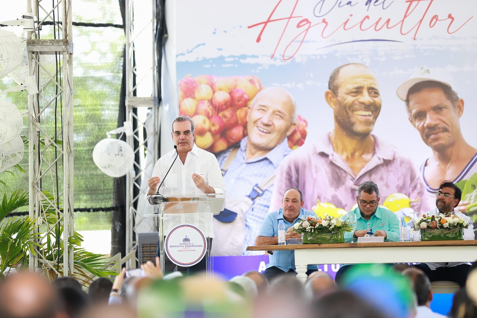Presidente Abinader visitará jueves Espaillat y San Cristóbal Presidente Abinader visitará jueves Espaillat y San Cristóbal