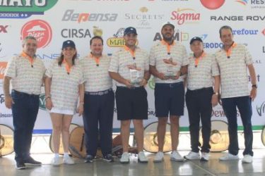 Golfistas Alma y Estefan ganan Copa 5 de Mayo de Cadomex