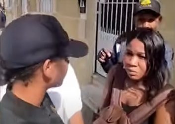 Exdiputada reclama liberen a joven de ascendencia haitiana