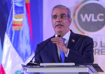 Abinader reafirma compromiso con defensa de la justicia en RD