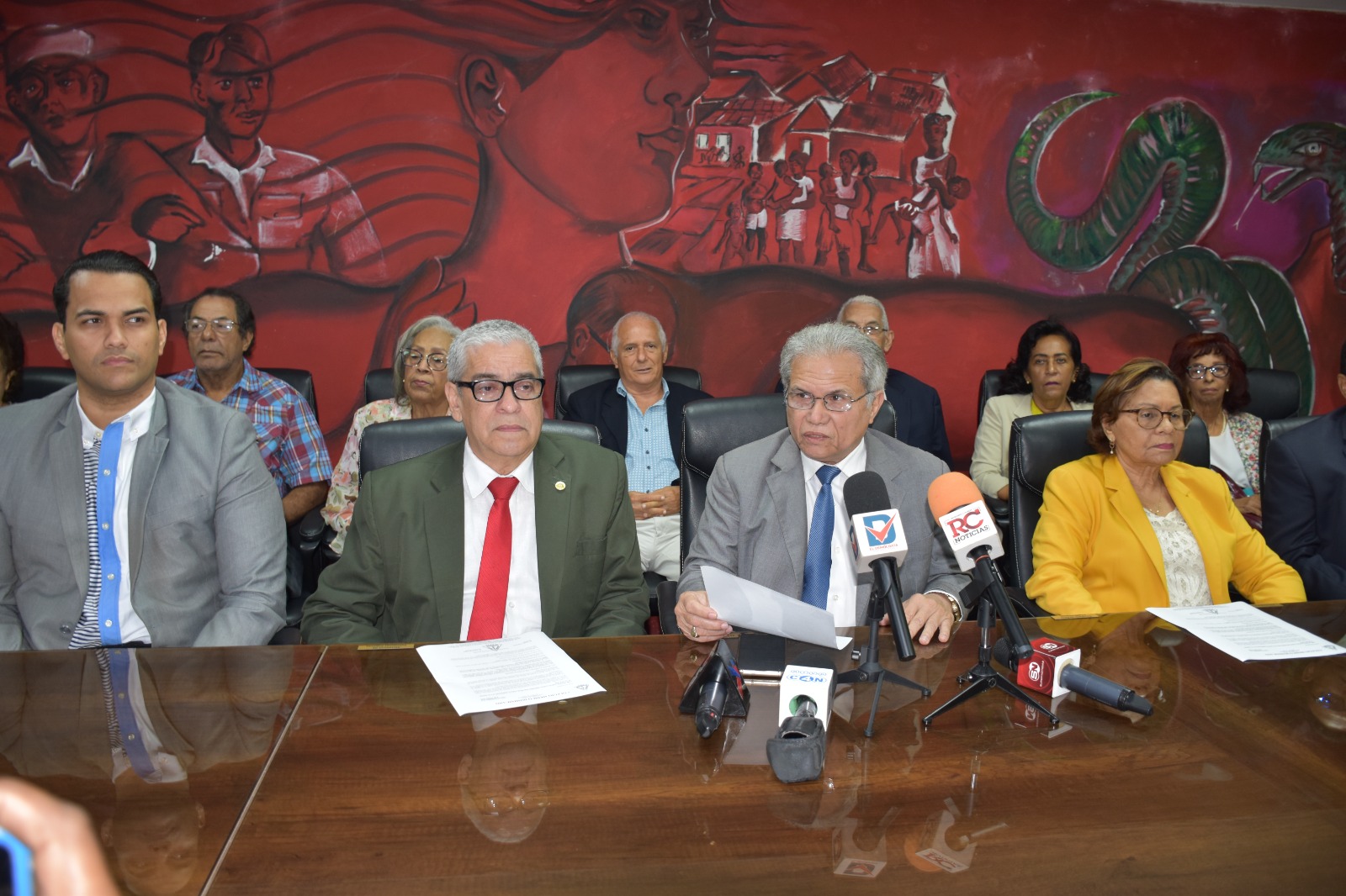 CMD anuncia huelga 48 horas por cancelaciones médicos CMD anuncia huelga 48 horas por cancelaciones médicos
