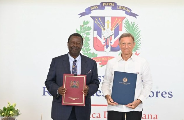 Cancilleres firman acuerdo para apoyar policías Kenia en Haití Cancilleres firman acuerdo para apoyar policías Kenia en Haití