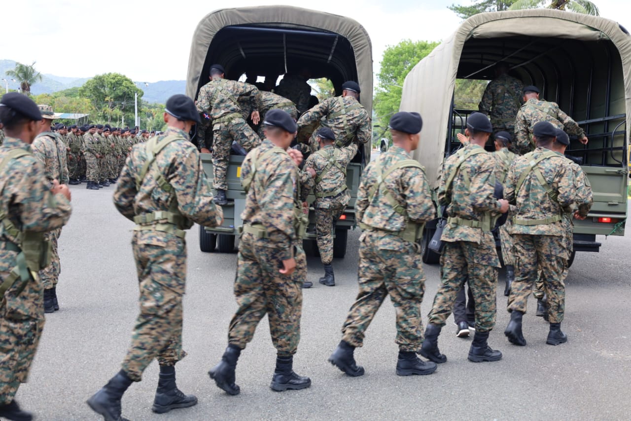 Ejército refuerza seguridad en frontera con 800 soldados más Ejército refuerza seguridad en frontera con 800 soldados más