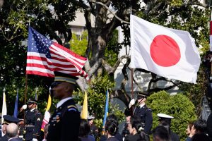 EEUU y Japón acuerdan iniciar consultas para » comercio justo»