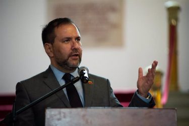 Venezuela dice recibió de Irán «ofrecimiento de cooperación»