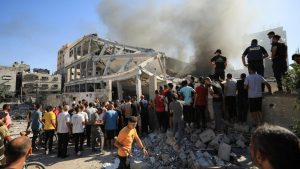 GAZA: Ascienden a 52 muertos por los bombardeos israelíes GAZA: Ascienden a 52 muertos por los bombardeos israelíes