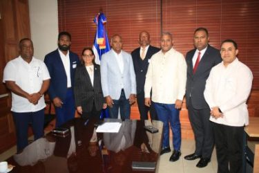 AIBI entrega propuesta la «Ley Solidaridad para el béisbol»