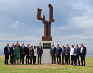 Inauguran monumento a la paz y libertad en Malecón de SD