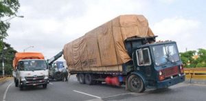 Camiones sobrecargados: amenaza rodante Camiones sobrecargados: amenaza rodante